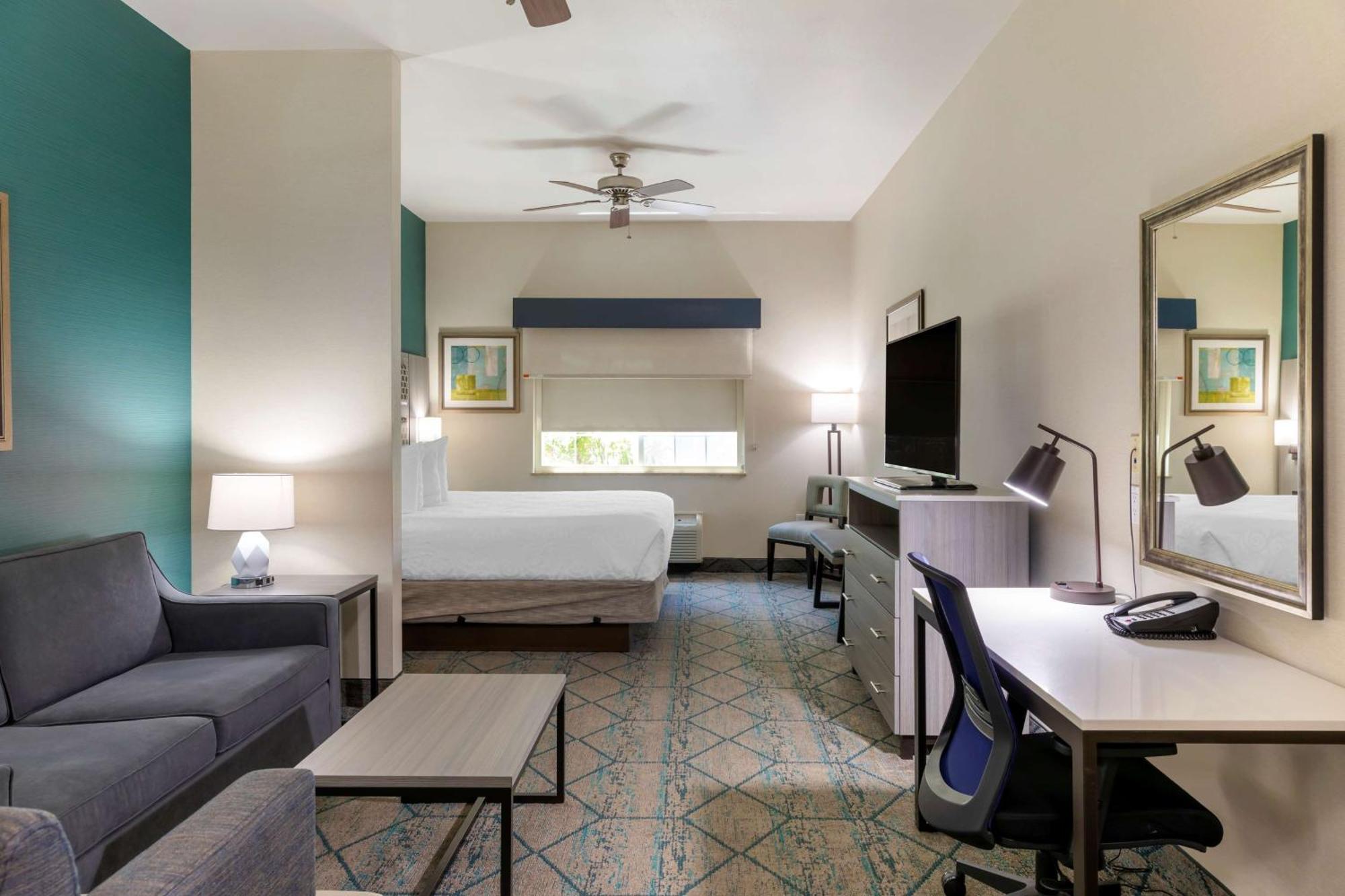 Best Western Plus Wasco Inn & Suites Extérieur photo