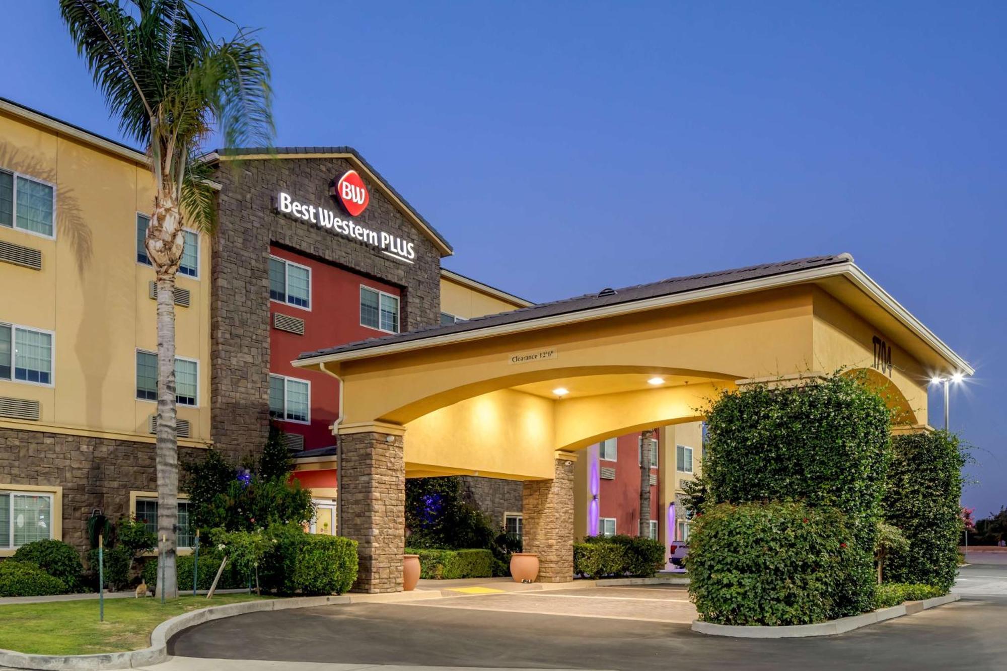 Best Western Plus Wasco Inn & Suites Extérieur photo