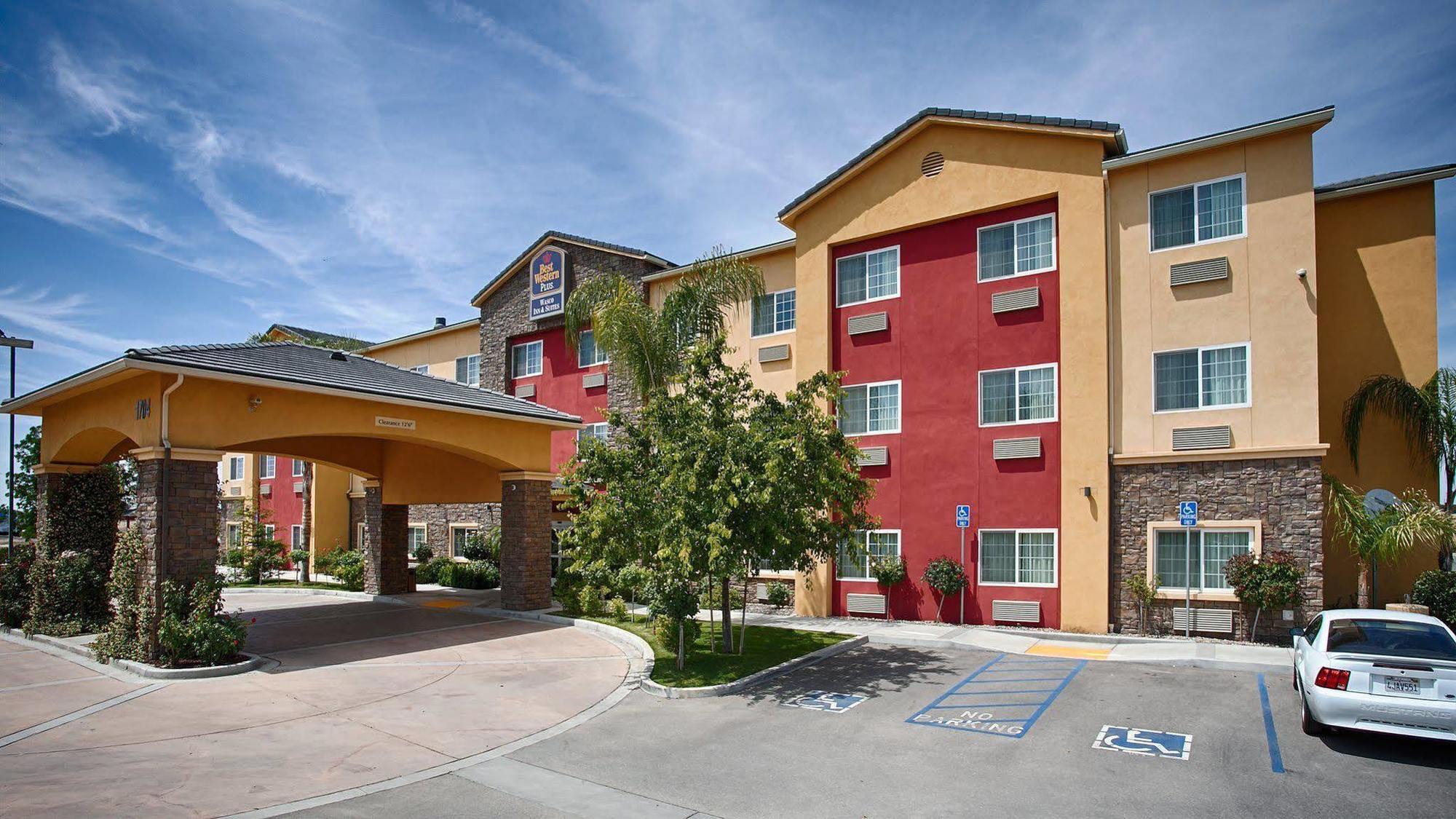 Best Western Plus Wasco Inn & Suites Extérieur photo